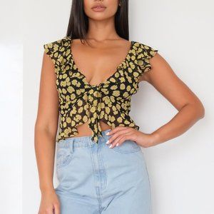 NWT Missguided Woman's Floral Tie Front Top